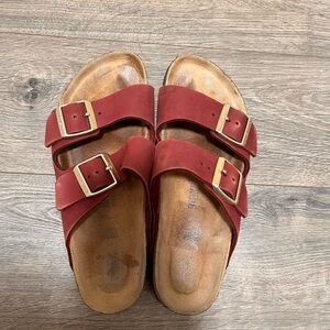 Birkenstock 2-Strap Sandals!!